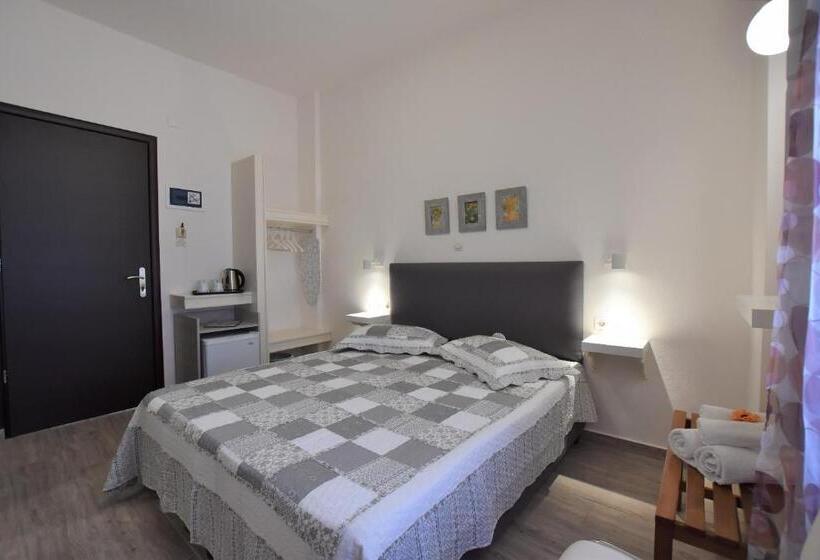 Chambre Standard, Rodakas