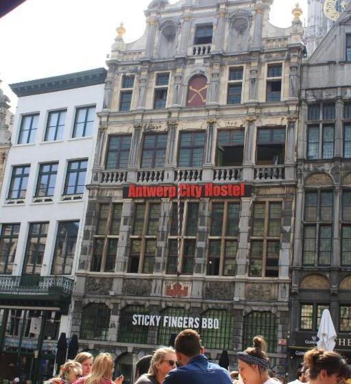 تختخواب در اتاق مشترک, Antwerp City Hostel