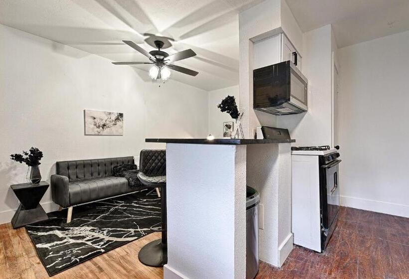 آپارتمان سوپریور 1 خوابه, Cityplace Bnb Apart