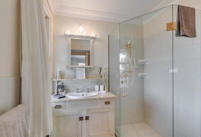 Люкс, Belle Vue Boutique Lodge