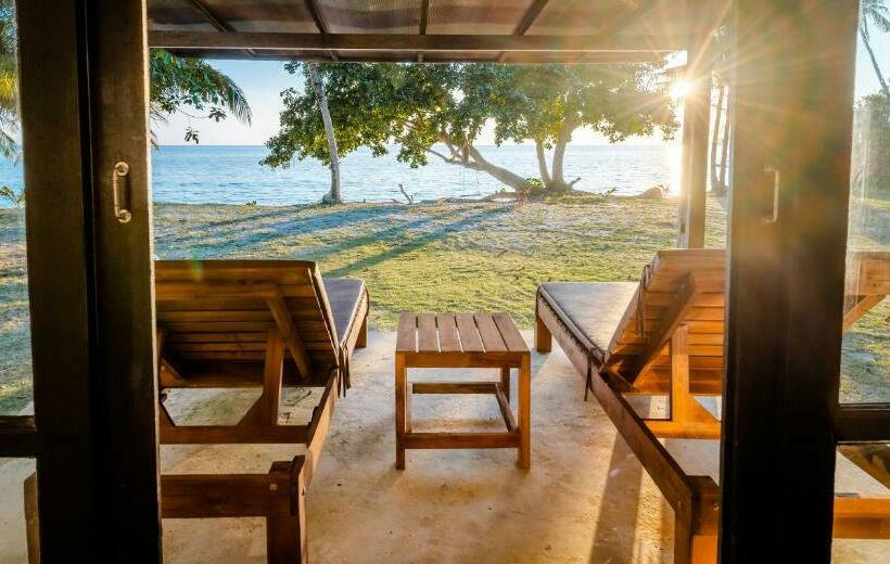 بانگلوی استاندارد, Lazy Day The Resort