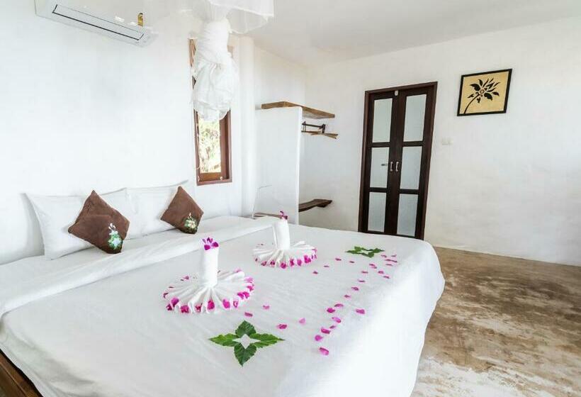 بانگلوی استاندارد, Lazy Day The Resort