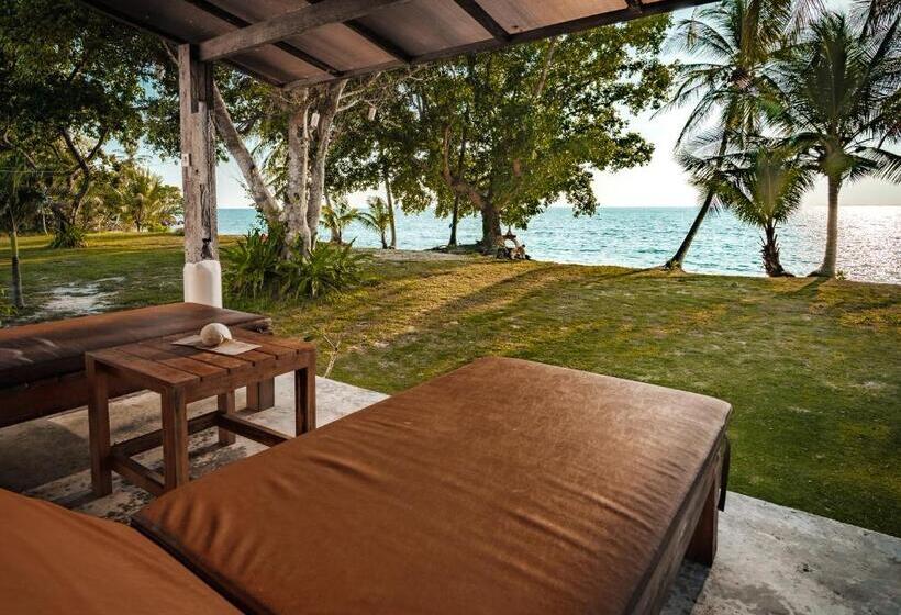 بانگلوی استاندارد, Lazy Day The Resort