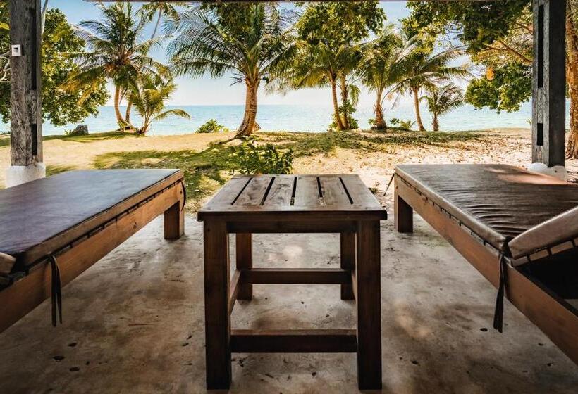 بانگلوی استاندارد, Lazy Day The Resort