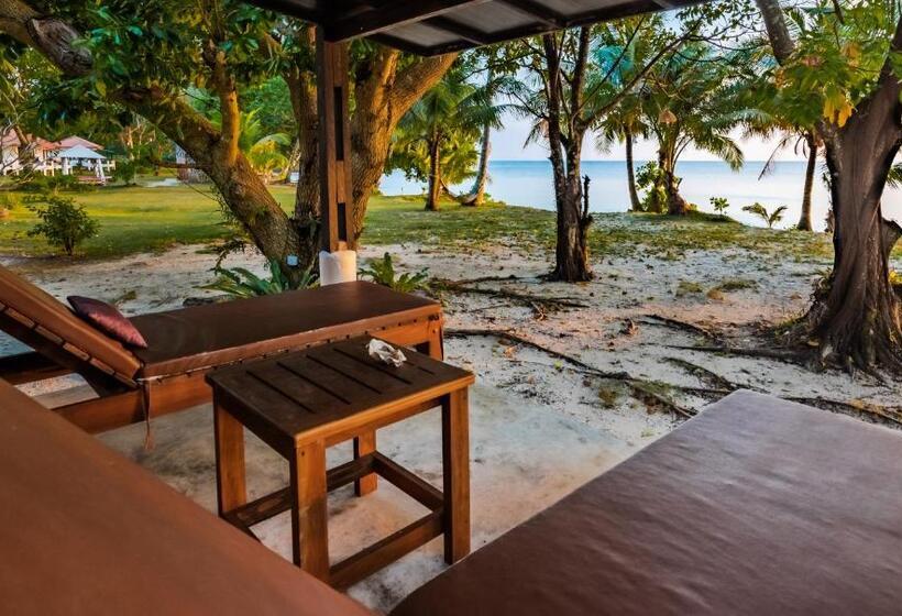 بانگلوی استاندارد, Lazy Day The Resort
