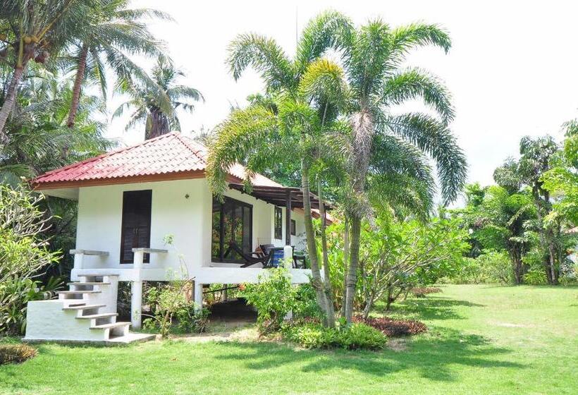 بانگلوی استاندارد با چشم‌انداز دریا, Lazy Day The Resort