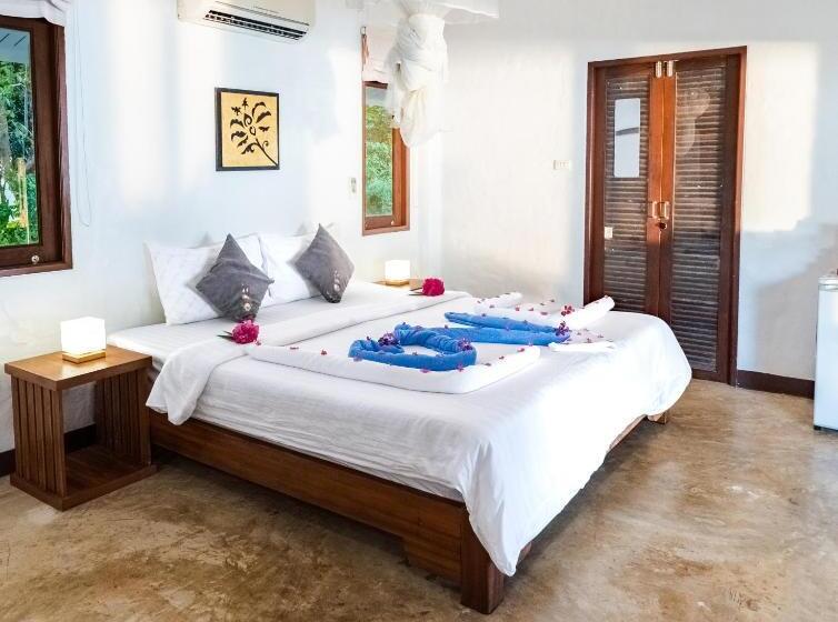 بانگلوی استاندارد, Lazy Day The Resort