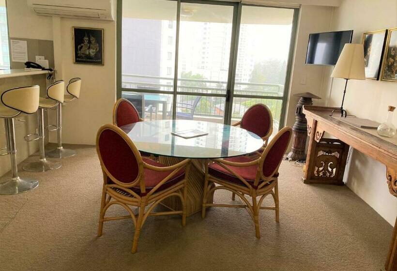 Апартаменты 2 Спальни, The Meriton Apartments On Main Beach