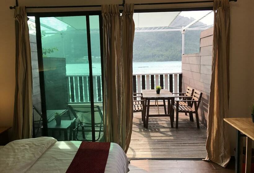 디럭스 룸 바다 전망, The Barat Perhentian Beach Resort
