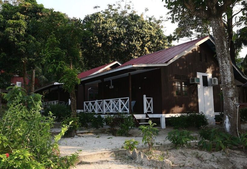 کلبه ییلاقی, The Barat Perhentian Beach Resort