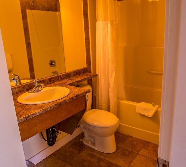スタンダードルーム, Sahara Courtyard Inn Penticton