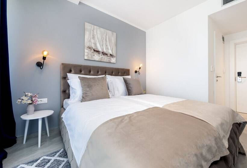 اتاق لوکس با چشم‌انداز دریا, Boutique Residence Arion