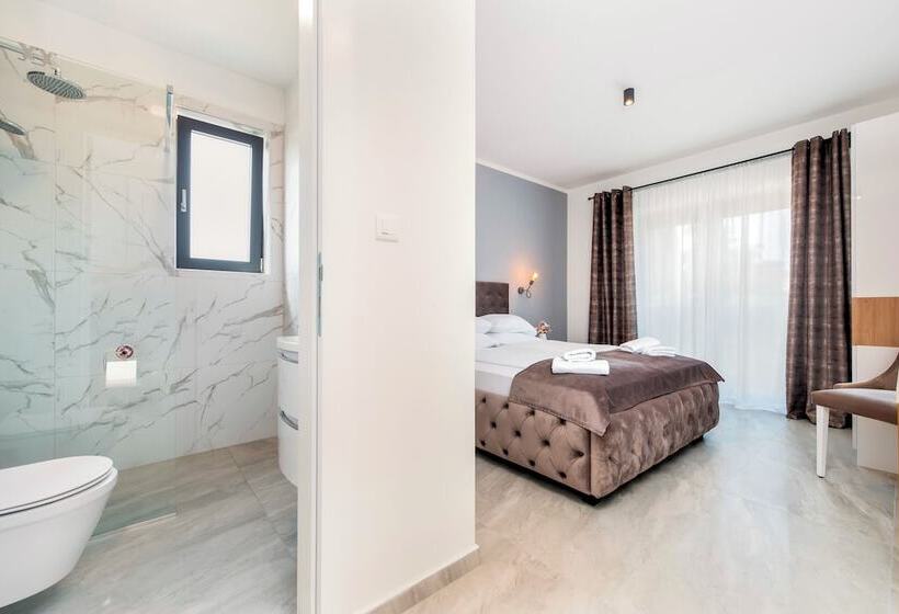 اتاق سوپریور با چشم‌انداز شهر, Boutique Residence Arion