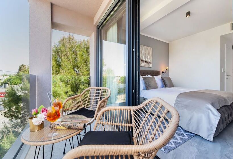 اتاق لوکس با چشم‌انداز دریا, Boutique Residence Arion