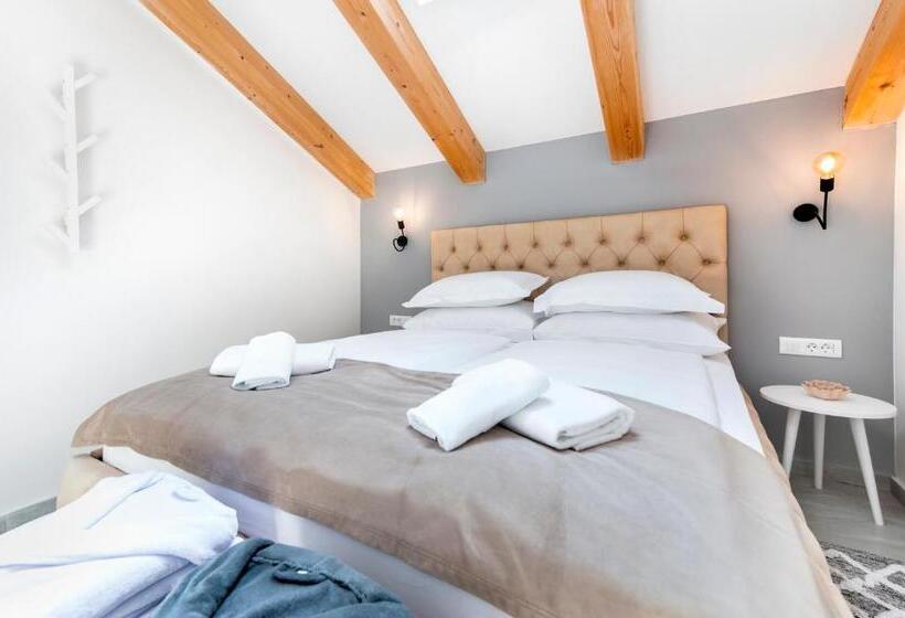 اتاق پنت هاوس, Boutique Residence Arion