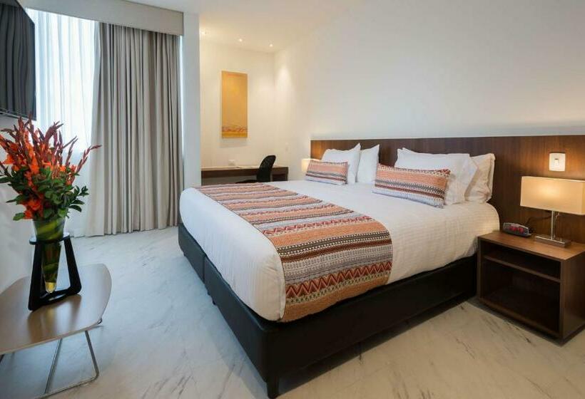 带大床的豪华间, Best Western Plus Santa Marta