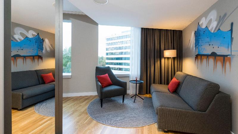 带大床的标准间, Holiday Inn Hamburg   City Nord, An Ihg