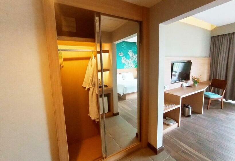 小型套房带海景, Manado Tateli Resort And Convention