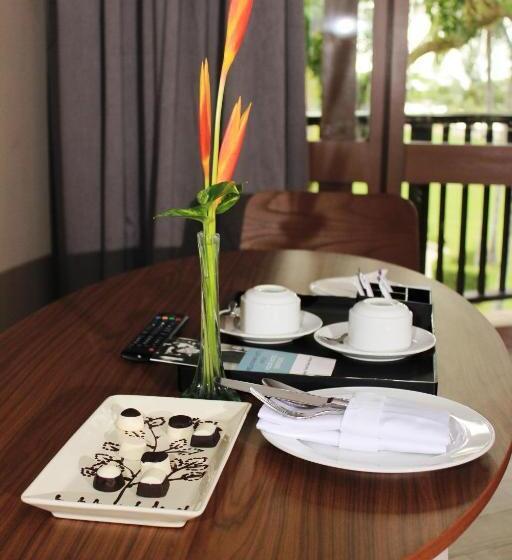 テラス付きデラックスルーム, Manado Tateli Resort And Convention