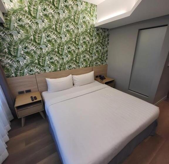 Quarto Superior, Infinity Tower Suites