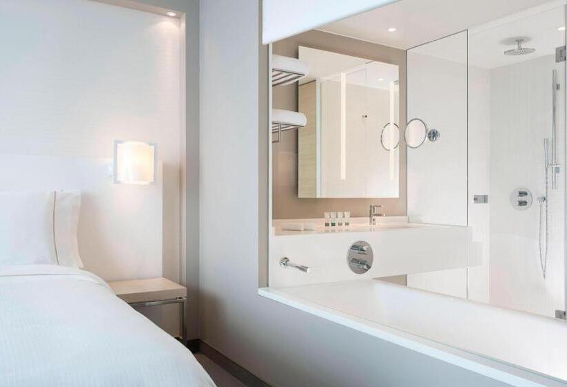 带大床的经典房间, The Westin Hamburg
