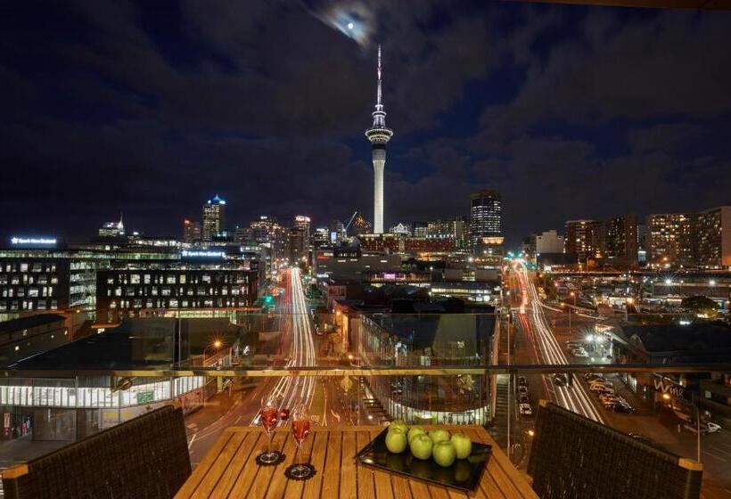 Люкс 3 Спальни, Swissbelsuites Victoria Park Auckland
