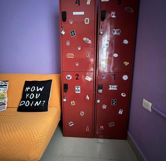 تختخواب در اتاق مشترک, Dici Coliving Housing