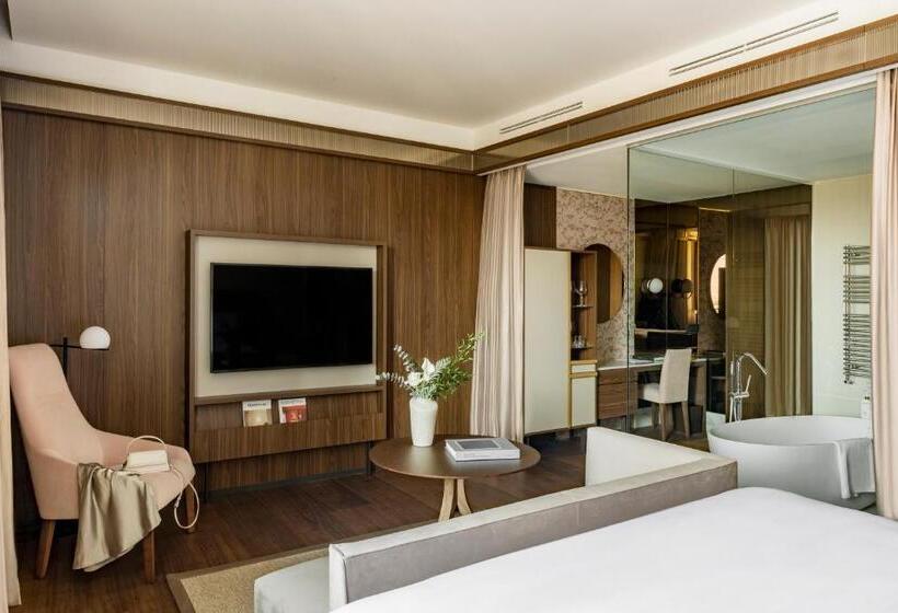 اتاق استاندارد, Palazzo Cordusio, A Gran Melia