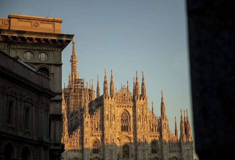 سوئیت مستر, Palazzo Cordusio, A Gran Melia