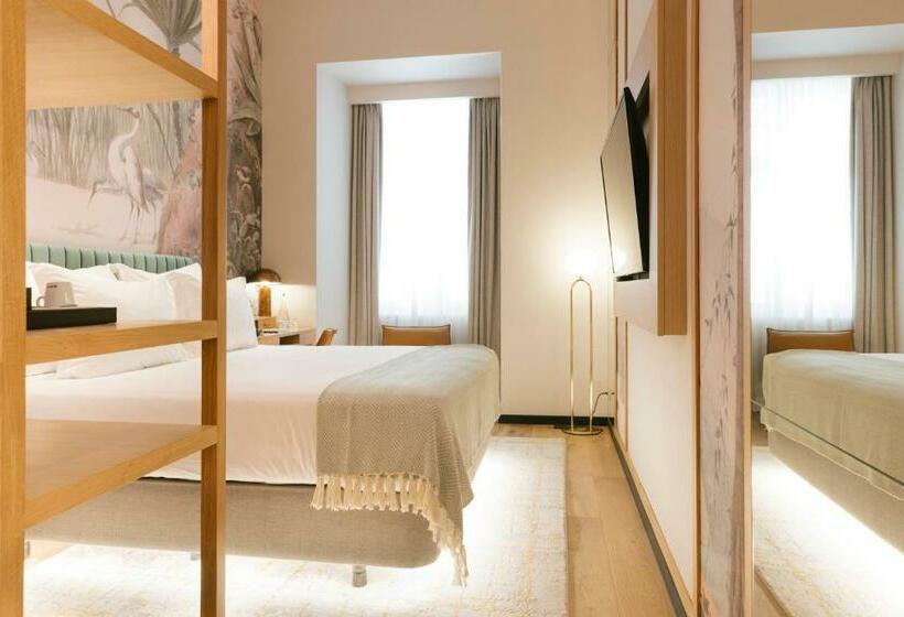 Полулюкс, Pestana Rua Augusta Lisboa
