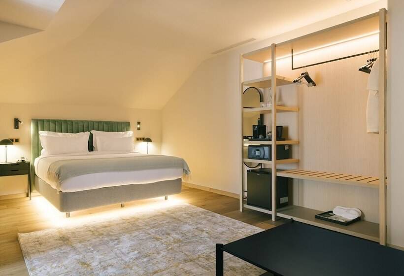 Полулюкс, Pestana Rua Augusta Lisboa