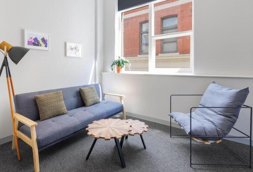 스위트, Selina Central Melbourne