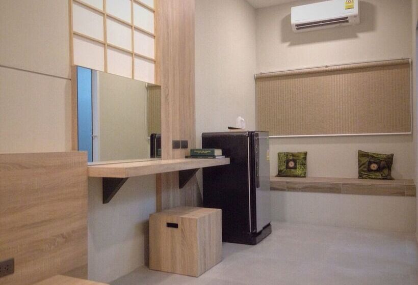 غرفة قياسية, The Zenith Residence