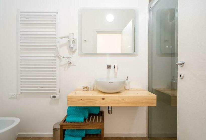 اتاق سوپریور با تخت بزرگ, Casa Del Barone   Luxury Suites