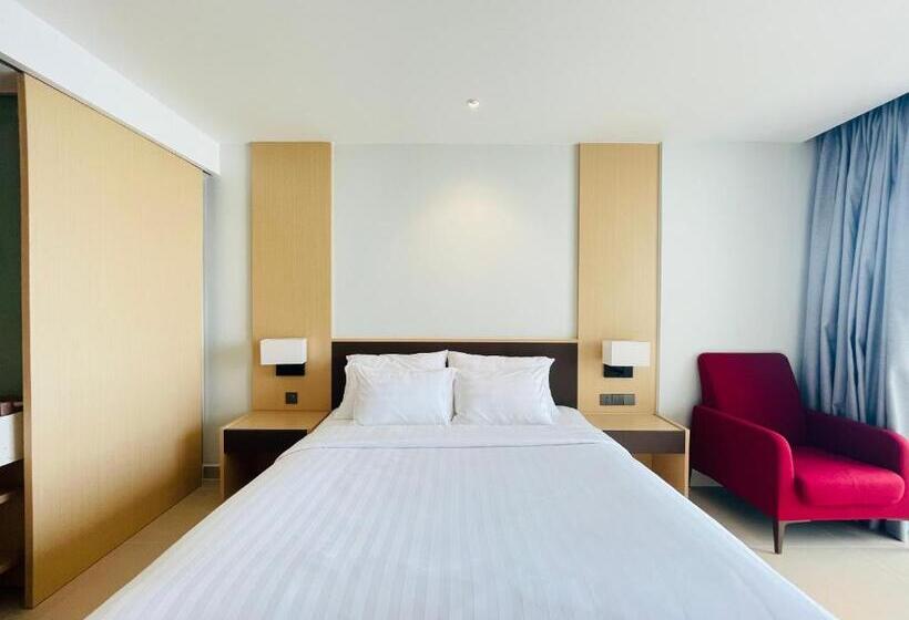 اتاق استاندارد با تخت بزرگ, Happy Beach Seaview Hotel   The Arena Cam Ranh Resort