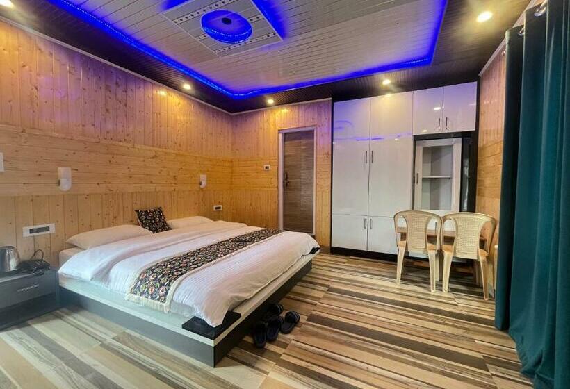 Номер Deluxe, Sonamarg Snow View