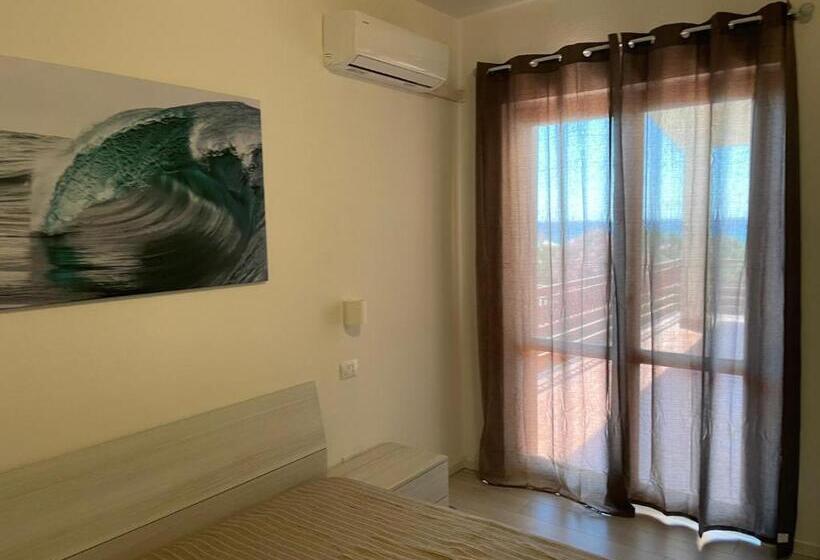 اتاق استاندارد با بالکن و چشم‌انداز دریا, Solanas Home Stay   Rooms