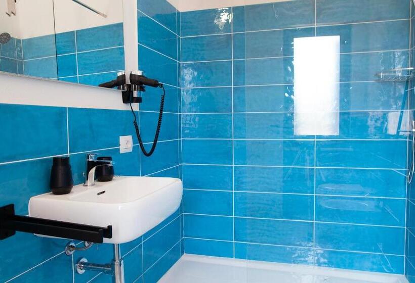 اتاق استاندارد با چشم‌انداز دریا, Solanas Home Stay   Rooms