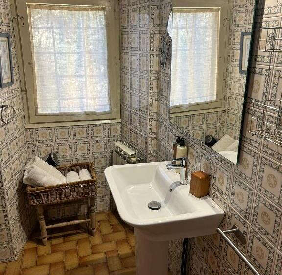 اتاق سوپریور با تخت بزرگ, B&b Mas Torrencito Pet Friendly