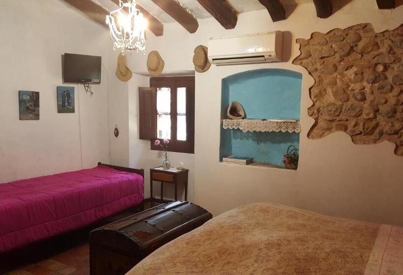 اتاق راحتی سه تخته, B&b Mas Torrencito Pet Friendly