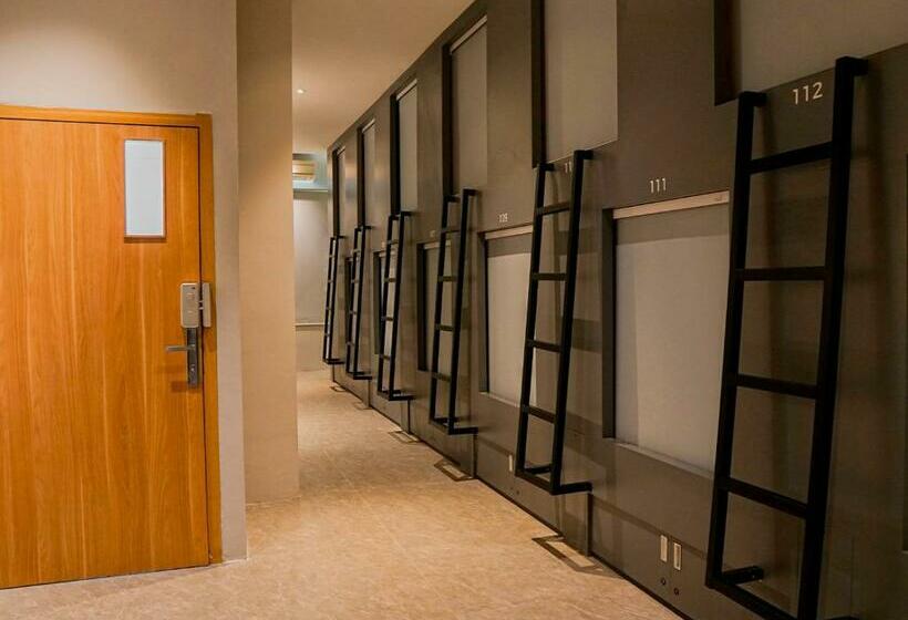 اتاق اکونومی یک تخته, Ketje Luxury Capsule Mitra Reddoorz