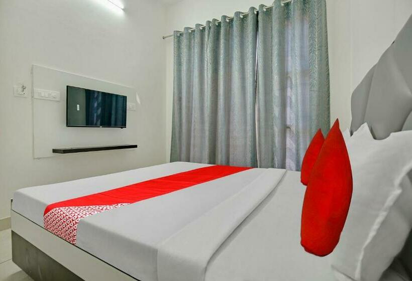 트리플 클래식 룸, Oyo Flagship Rathi Residency