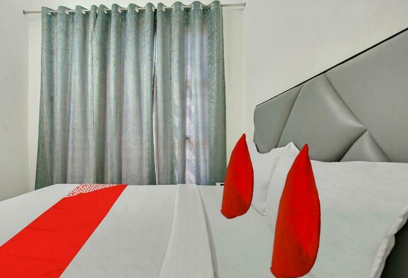 트리플 클래식 룸, Oyo Flagship Rathi Residency