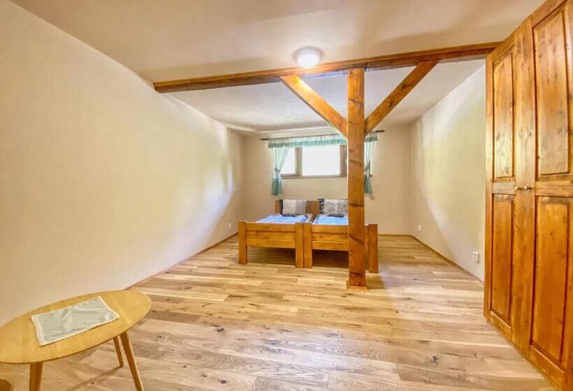 Номер Стандарт, Hospůdka Pod Rablinů