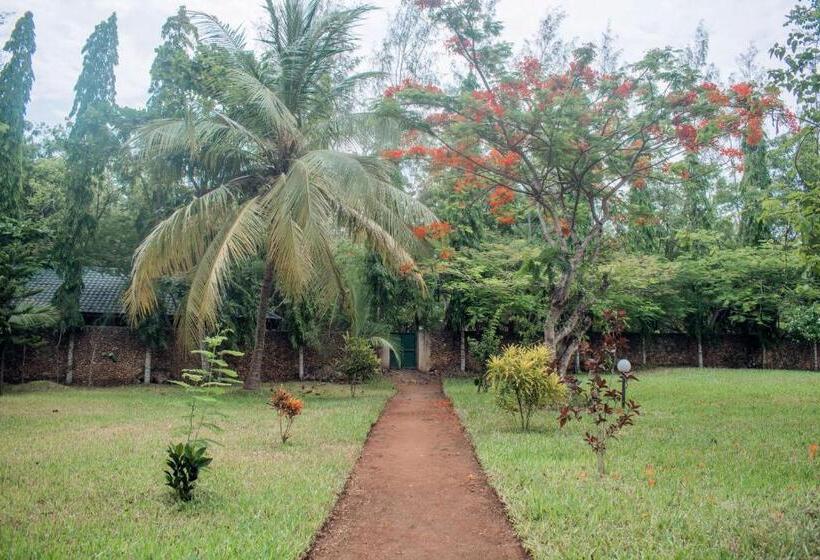 ویلای سوپریور 1 خوابه, Kijanii Cottages Diani Beach