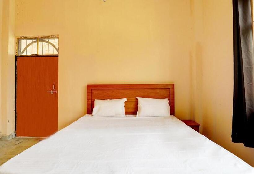 Трехместный Номер Классика, Oyo Uttam Haveli