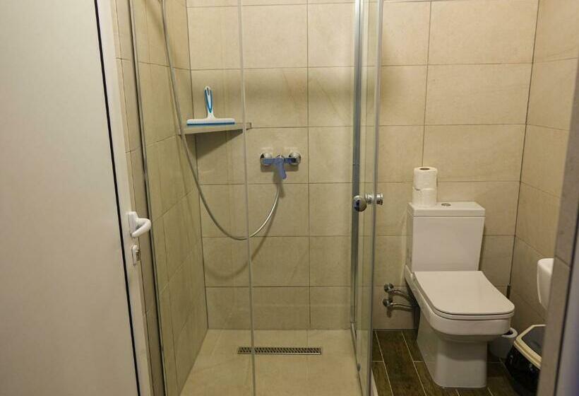 آپارتمان 1 خوابه با بالکن, Adla Apartmani