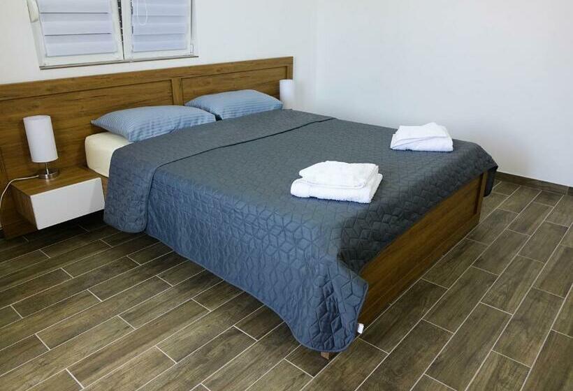 آپارتمان 1 خوابه با بالکن, Adla Apartmani