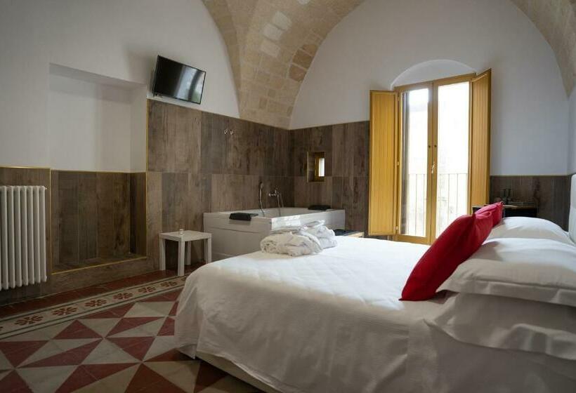 اتاق استاندارد با وان آب گرم, Cala Baby Accommodation