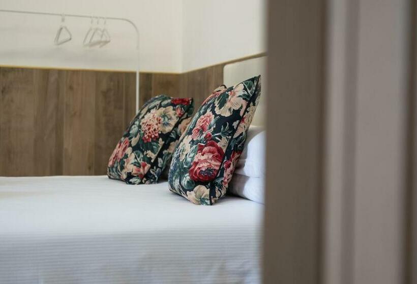 اتاق استاندارد با وان آب گرم, Cala Baby Accommodation
